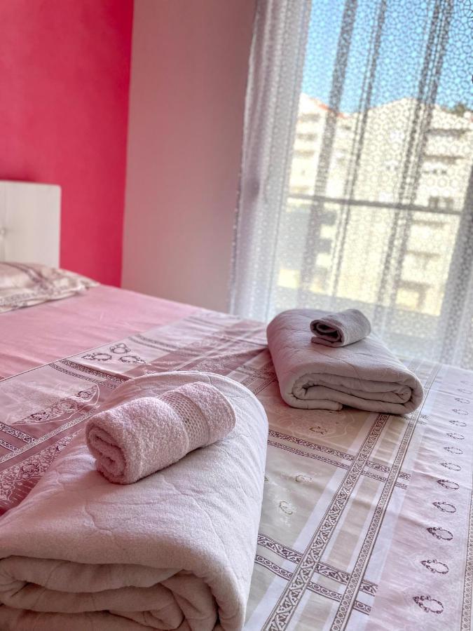 פודגוריצה Naki Apartments מראה חיצוני תמונה