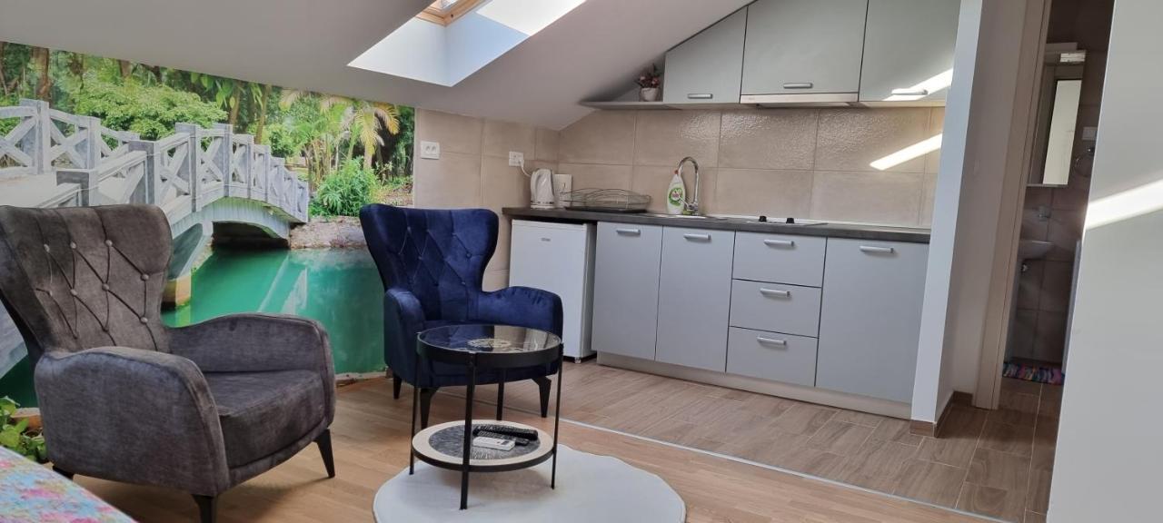 פודגוריצה Naki Apartments מראה חיצוני תמונה